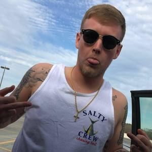 Meet your Posher, Logan